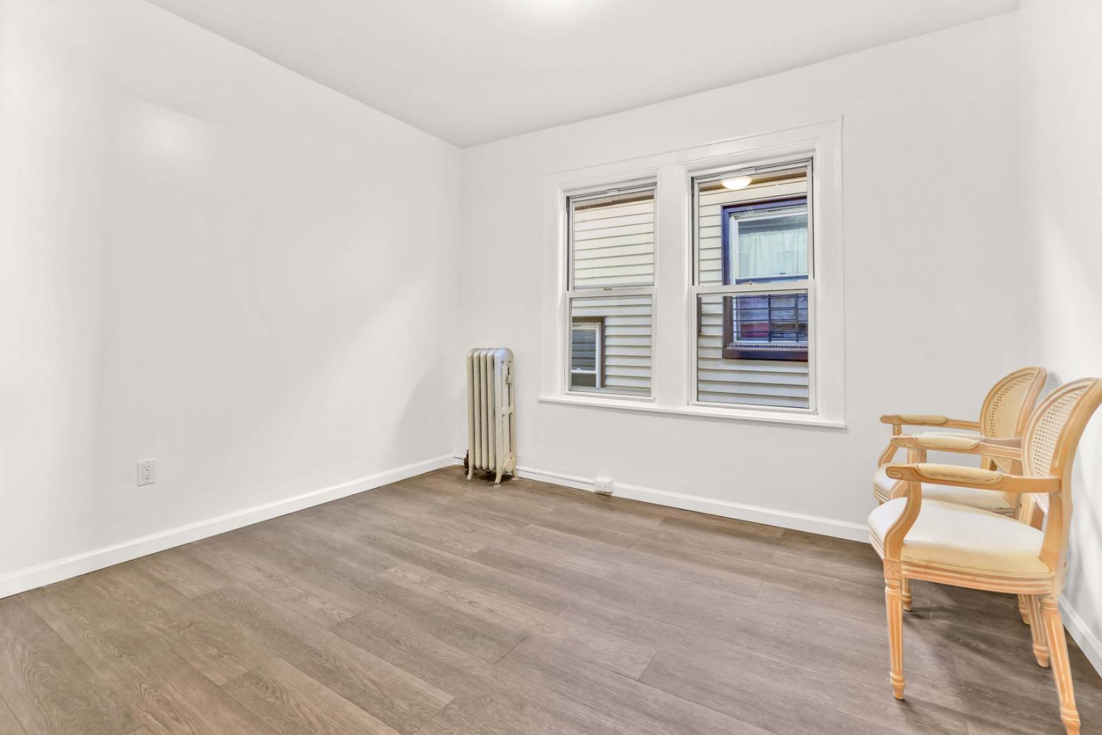 #20 photo, 7-06 College Point ave, College Point , NY 11356