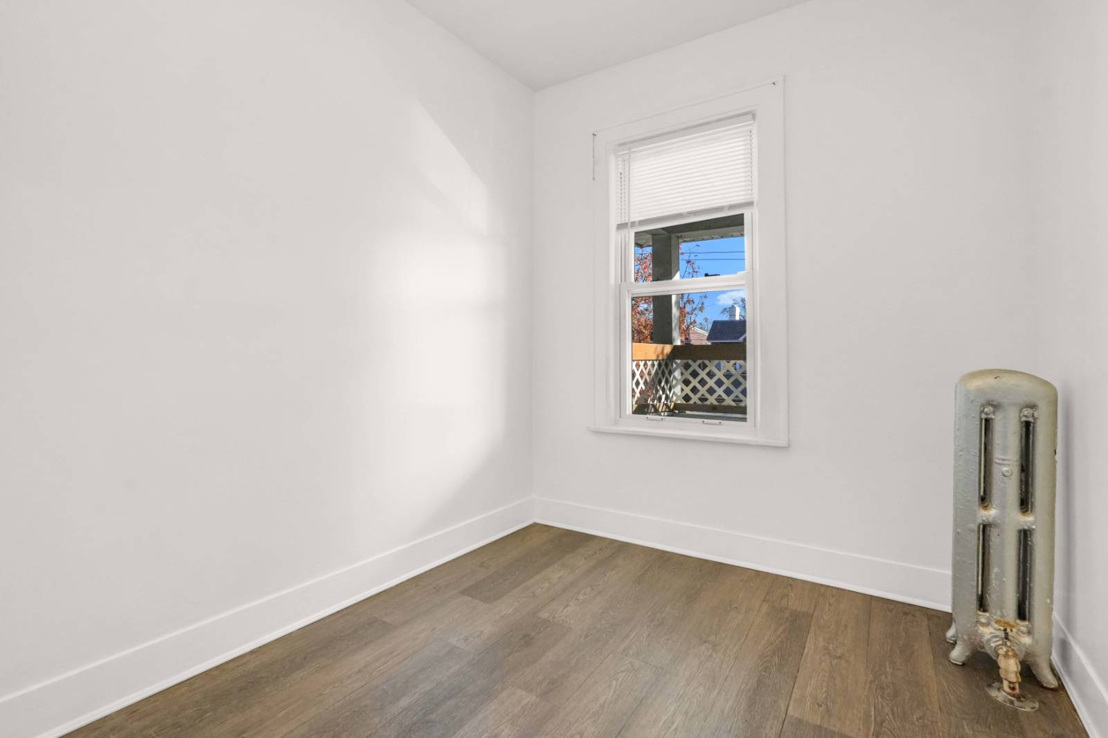 #7 photo, 7-06 College Point ave, College Point , NY 11356