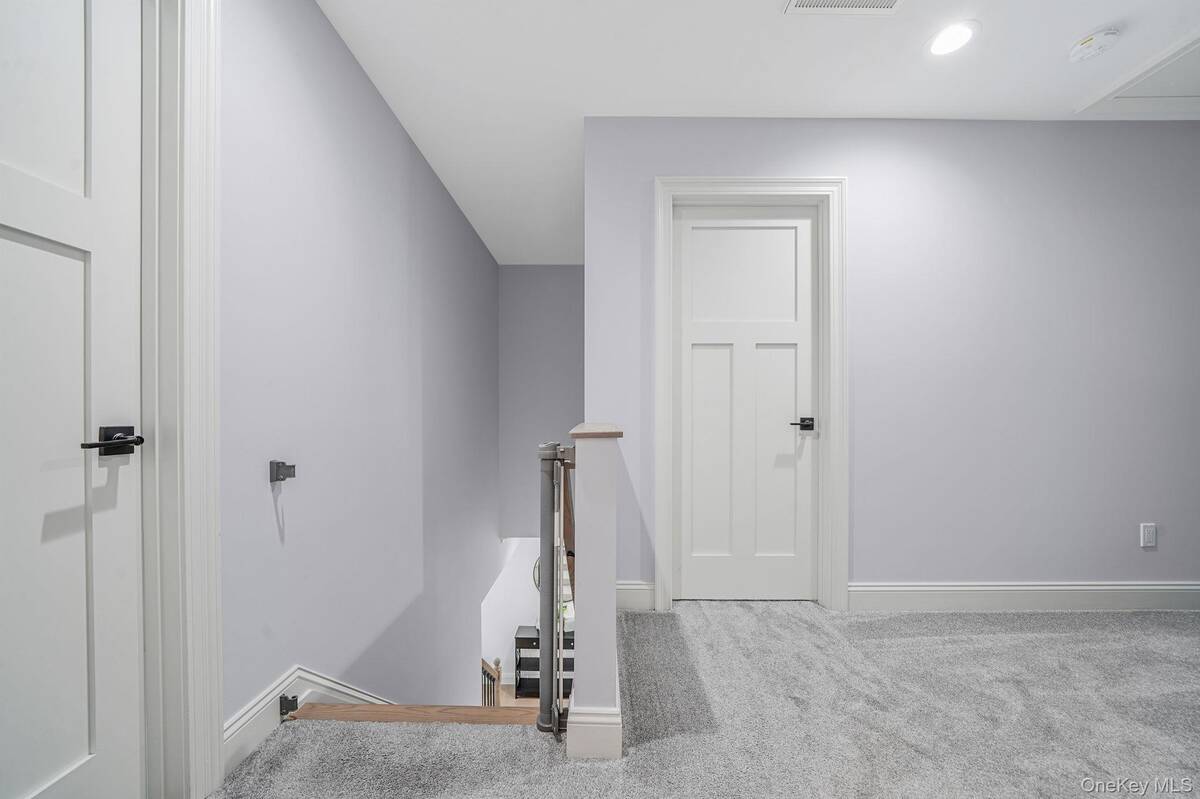 #17 photo, 120 4th Street, Saint James , NY 11780