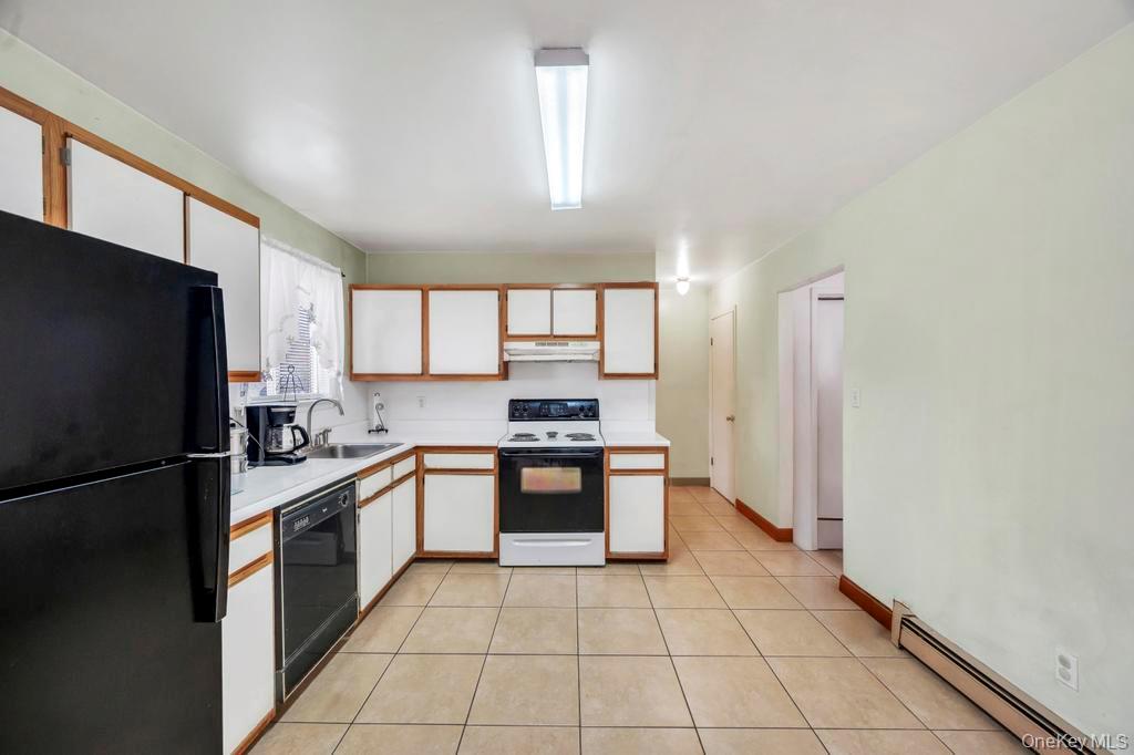 #16 photo, 57 Macarthur Avenue, Brentwood , NY 11717