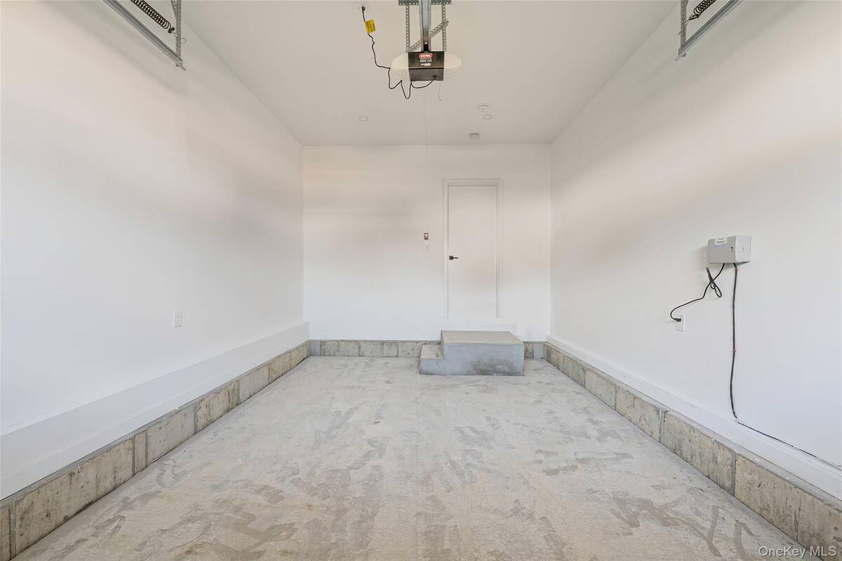 #48 photo, 2386 Marlboro Street, East Meadow , NY 11554