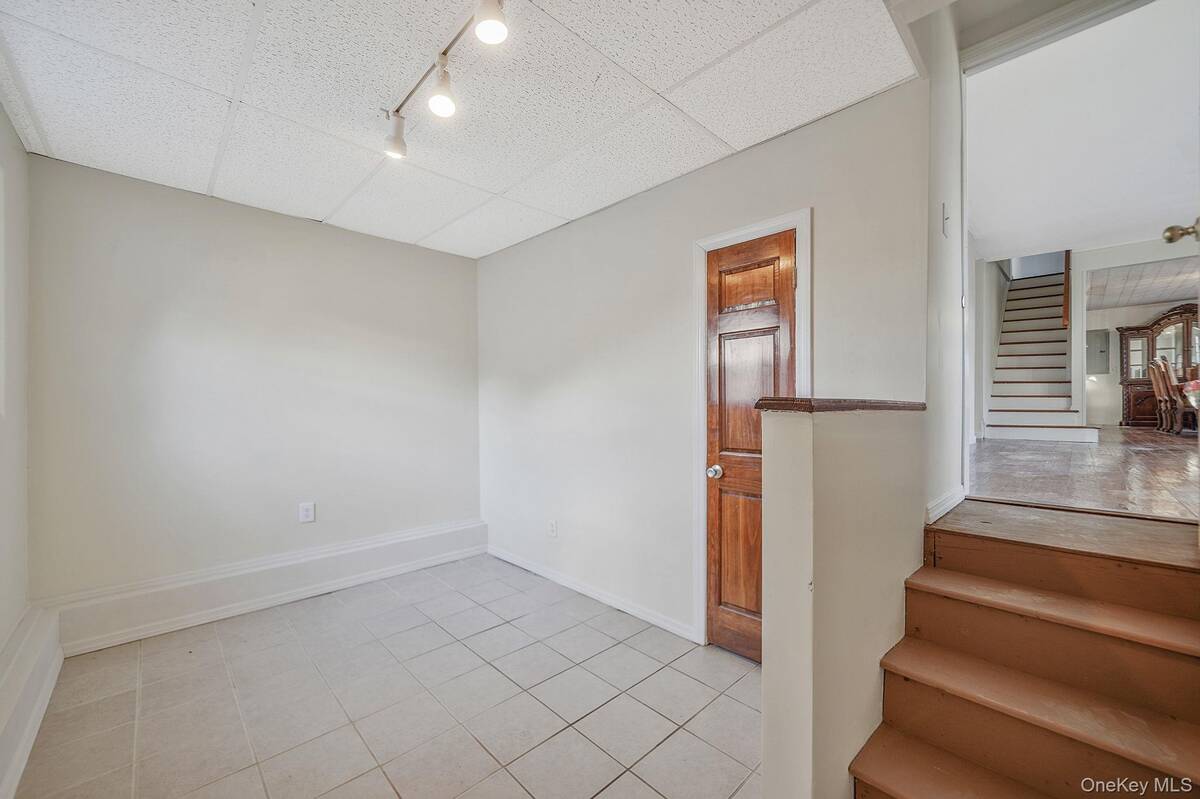 #12 photo, 273 Delaware Avenue, Bay Shore , NY 11706