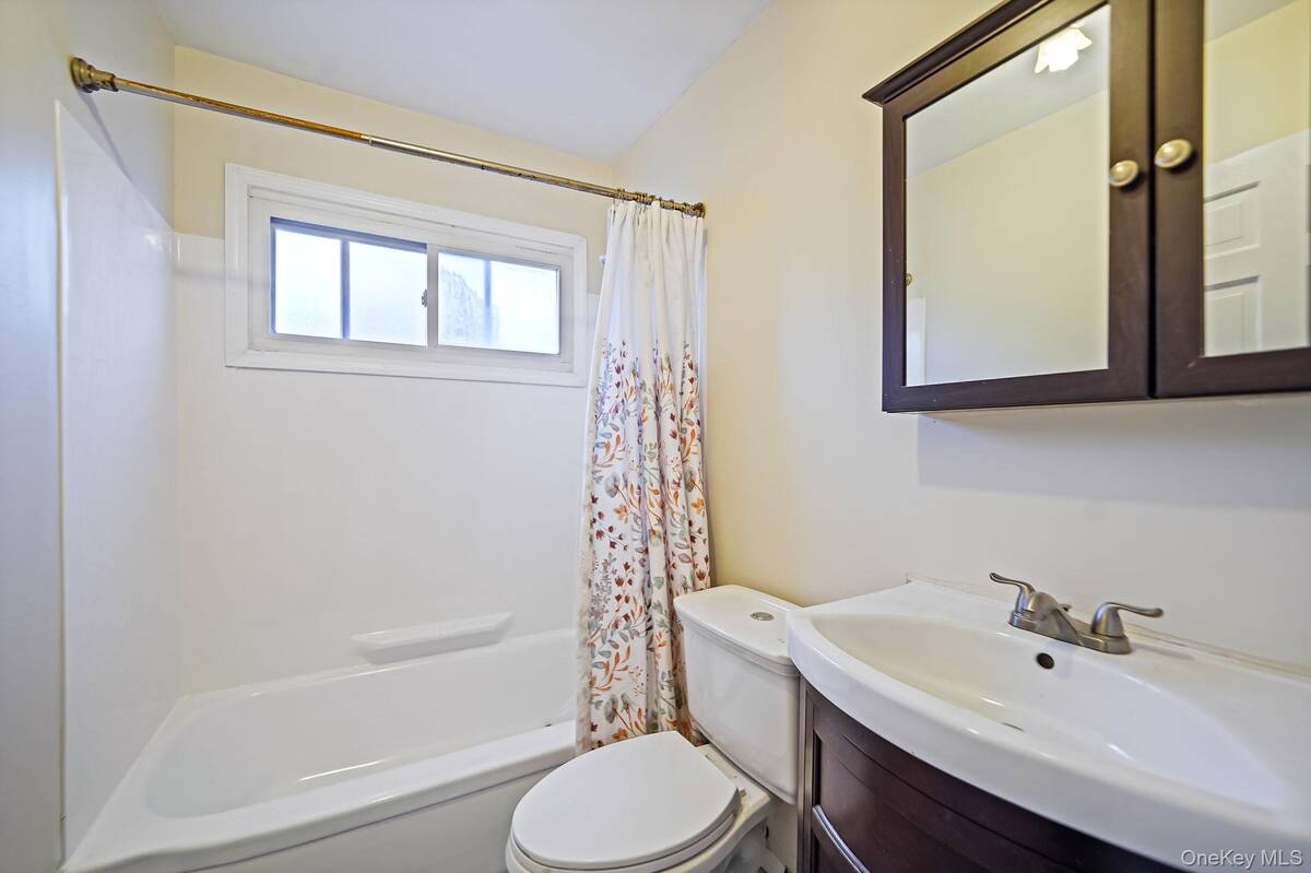 #16 photo, 273 Delaware Avenue, Bay Shore , NY 11706