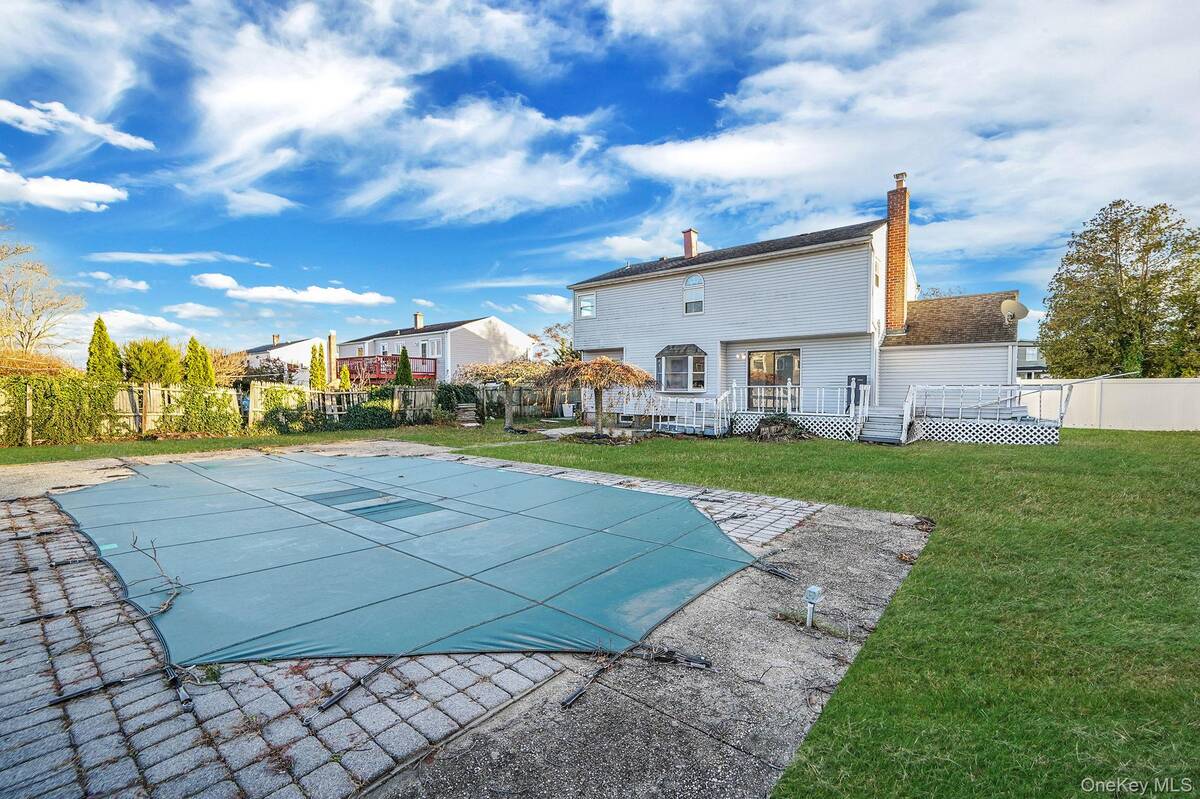 #5 photo, 273 Delaware Avenue, Bay Shore , NY 11706