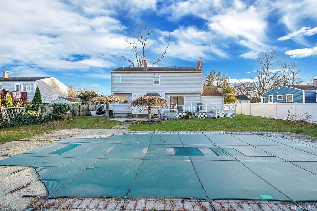 #7 photo, 273 Delaware Avenue, Bay Shore , NY 11706