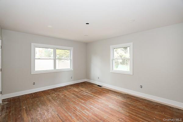 #16 photo, 127 Berkshire Road, Rockville Centre , NY 11570