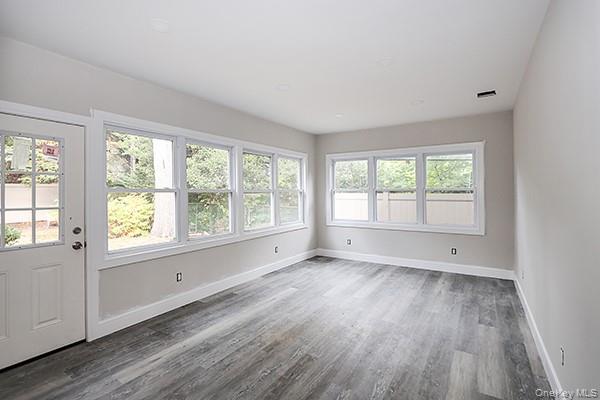 #18 photo, 127 Berkshire Road, Rockville Centre , NY 11570