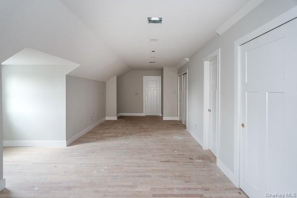 #19 photo, 127 Berkshire Road, Rockville Centre , NY 11570