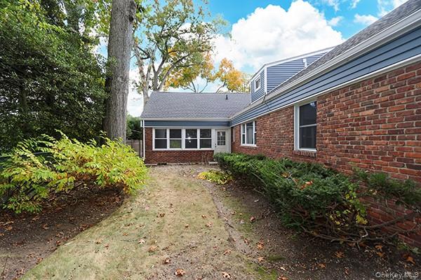 #28 photo, 127 Berkshire Road, Rockville Centre , NY 11570