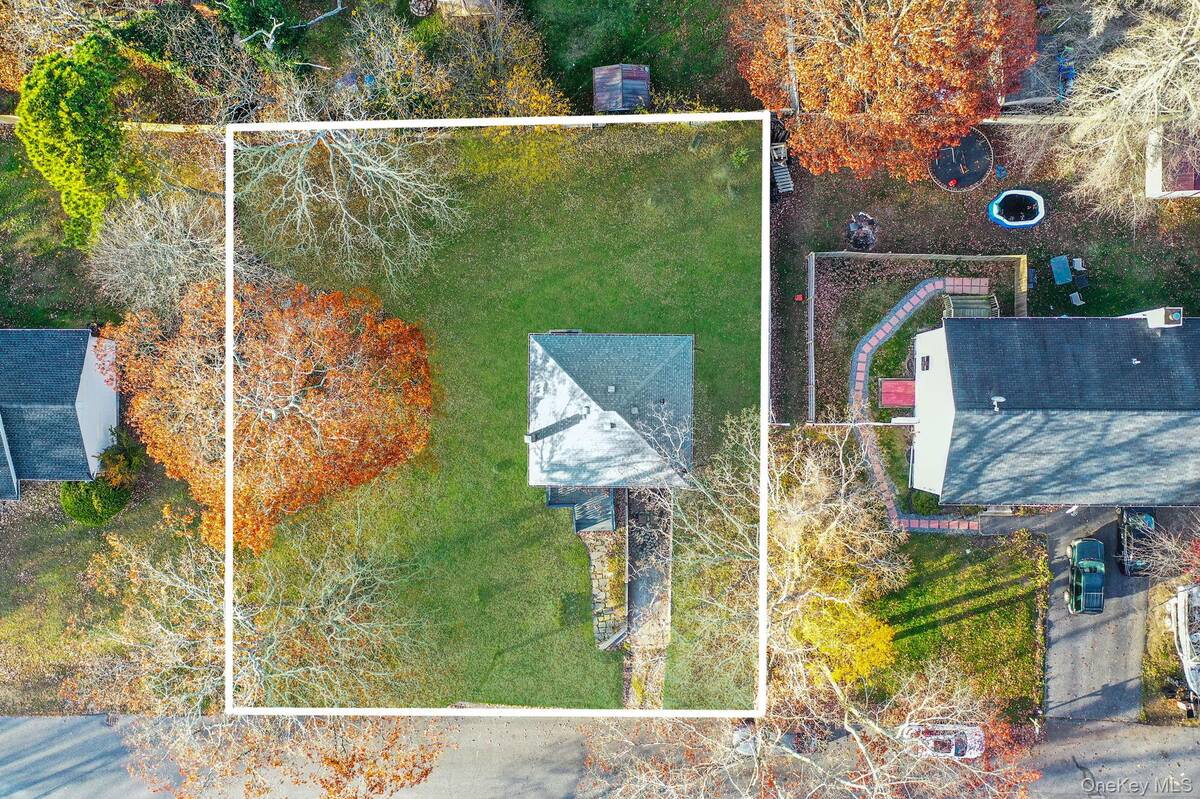 #19 photo, 15 Lafayette Drive, Shirley , NY 11967