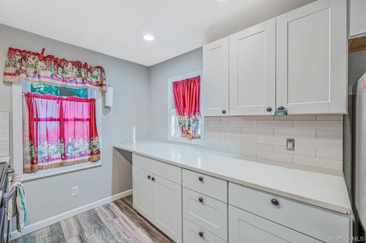 #6 photo, 15 Lafayette Drive, Shirley , NY 11967