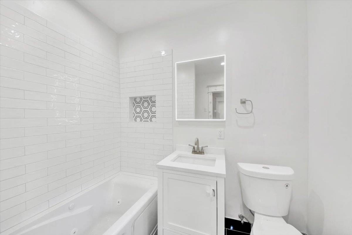 #16 photo, 170 Lawrence St, Mount Vernon , NY 10552