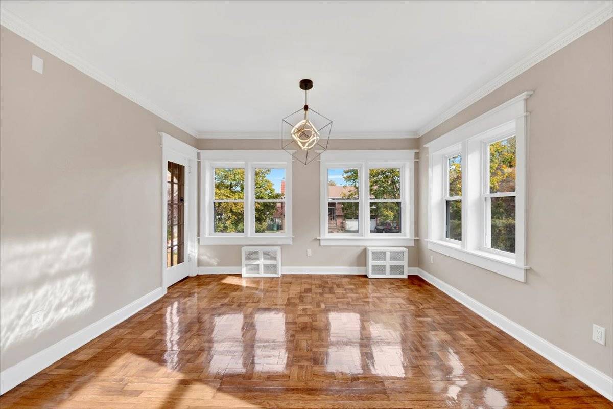 #17 photo, 170 Lawrence St, Mount Vernon , NY 10552