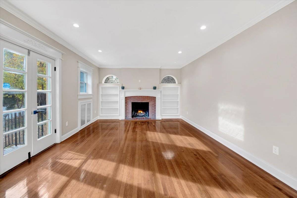 #18 photo, 170 Lawrence St, Mount Vernon , NY 10552