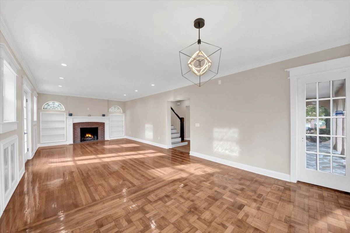 #19 photo, 170 Lawrence St, Mount Vernon , NY 10552