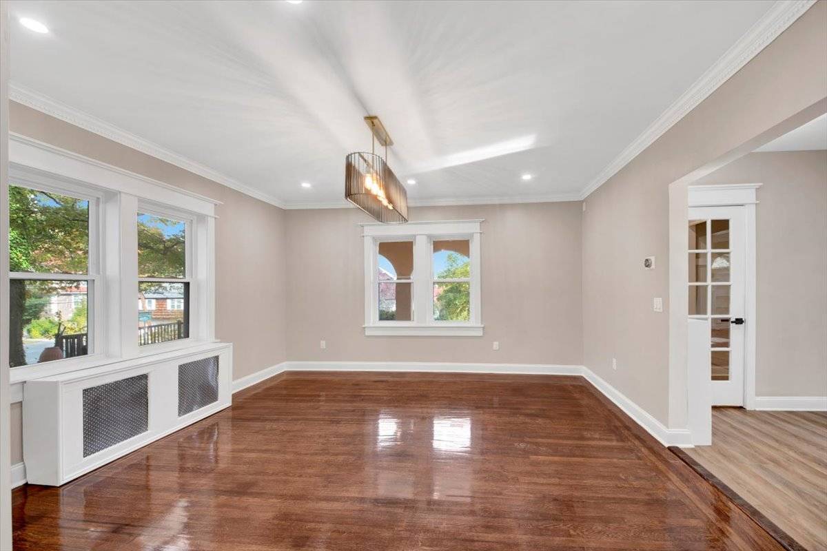 #21 photo, 170 Lawrence St, Mount Vernon , NY 10552