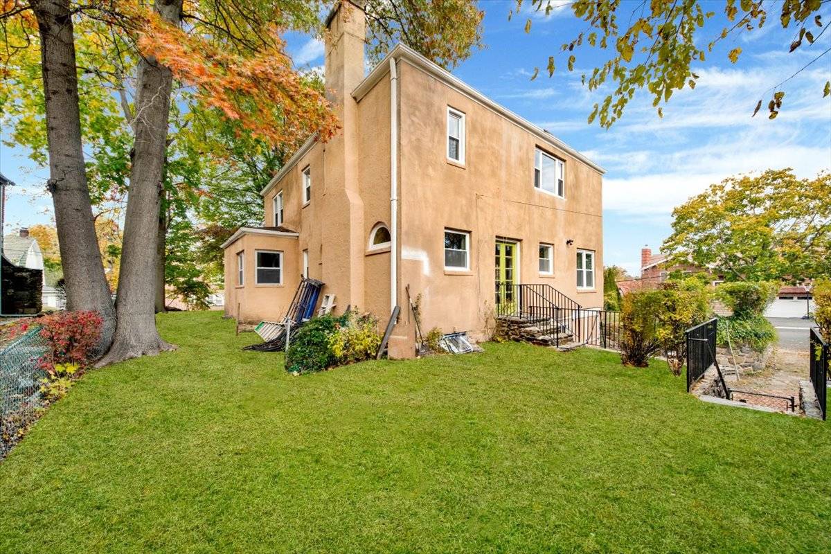 #33 photo, 170 Lawrence St, Mount Vernon , NY 10552