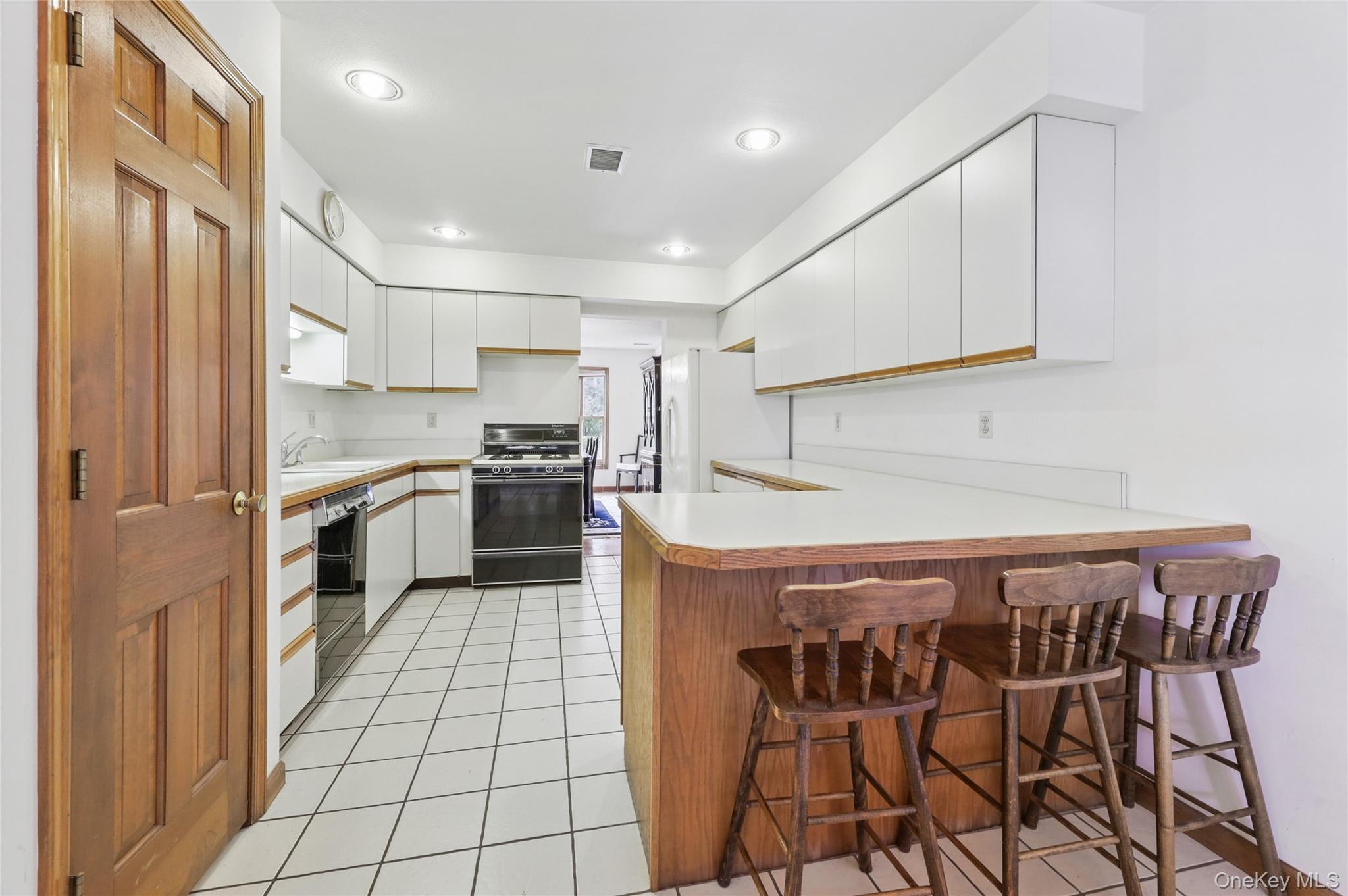 #15 photo, 16 Trevor Lake Drive, Congers , NY 10920