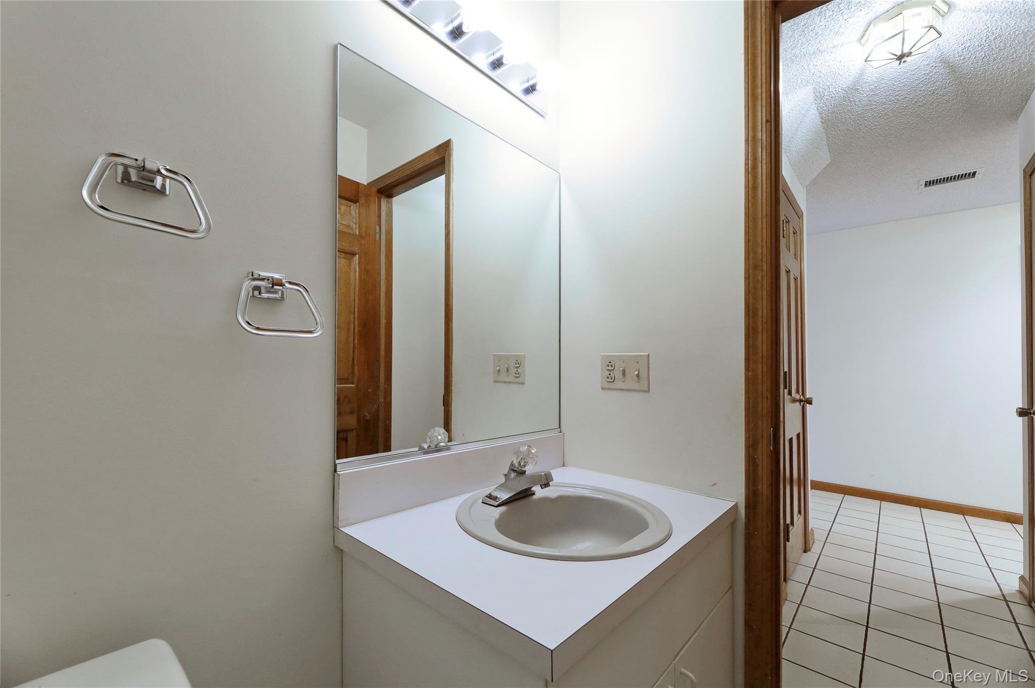 #20 photo, 16 Trevor Lake Drive, Congers , NY 10920