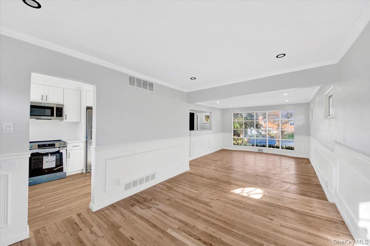 #18 photo, 335 Lewis Avenue, Yorktown Heights , NY 10598