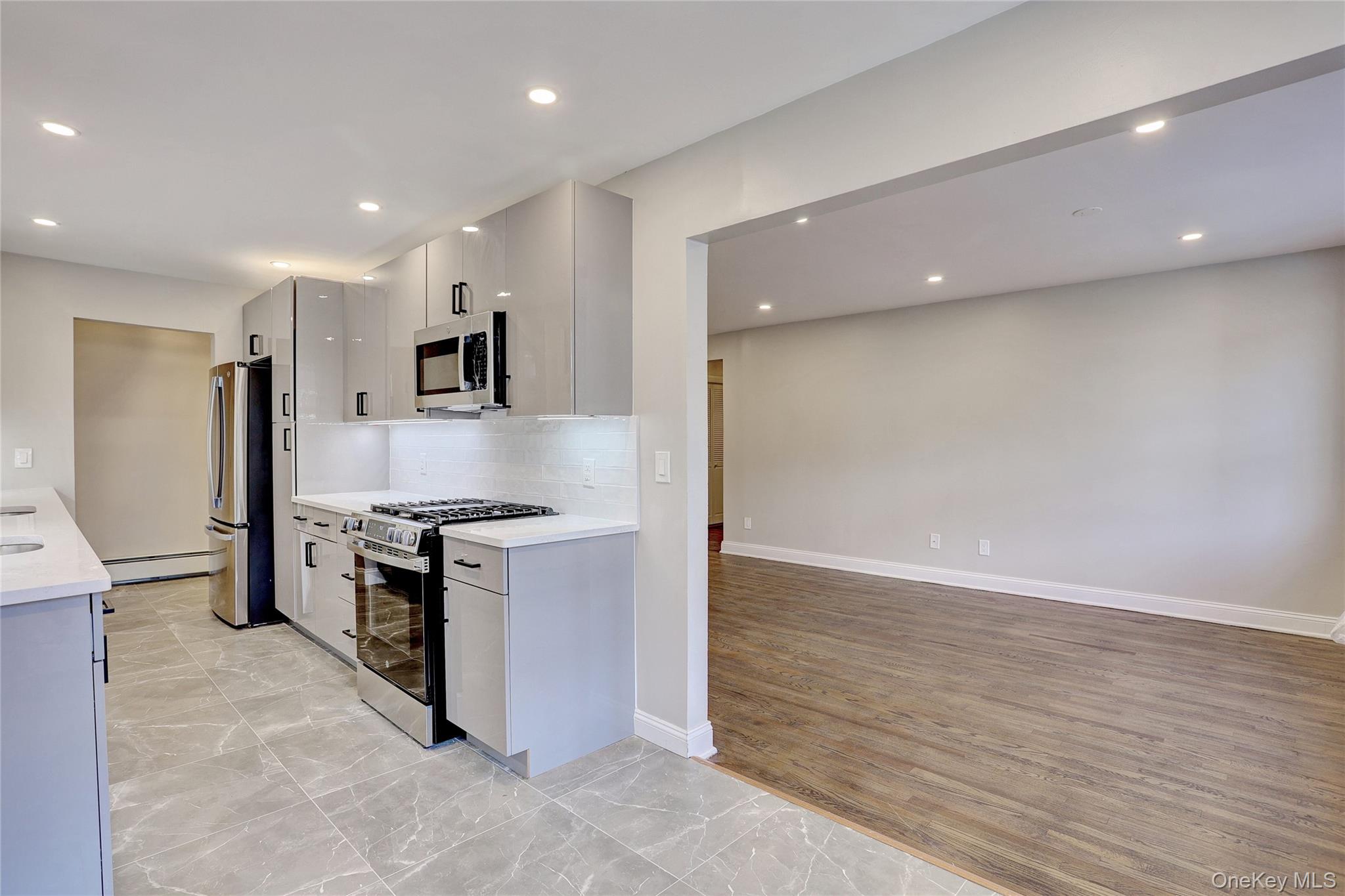 #4 photo, 210 Kearsing Parkway, Monsey , NY 10952