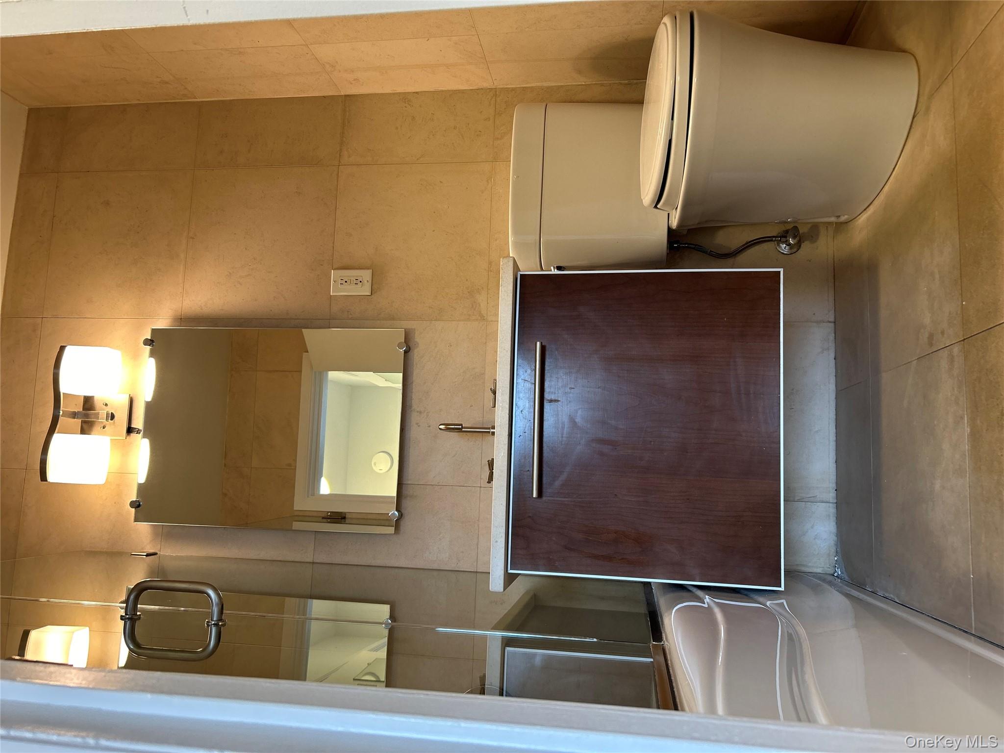 #11 photo, 382 Central Park, New York (Manhattan) , NY 10025