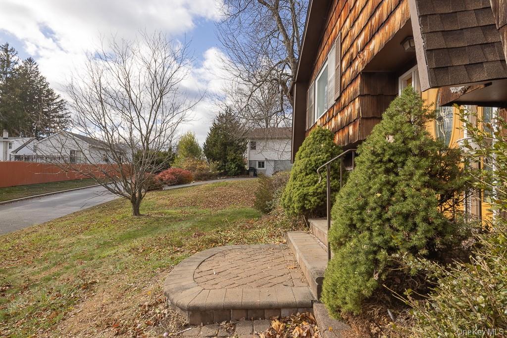 #2 photo, 2 Deborah Lane, Valley Cottage , NY 10989