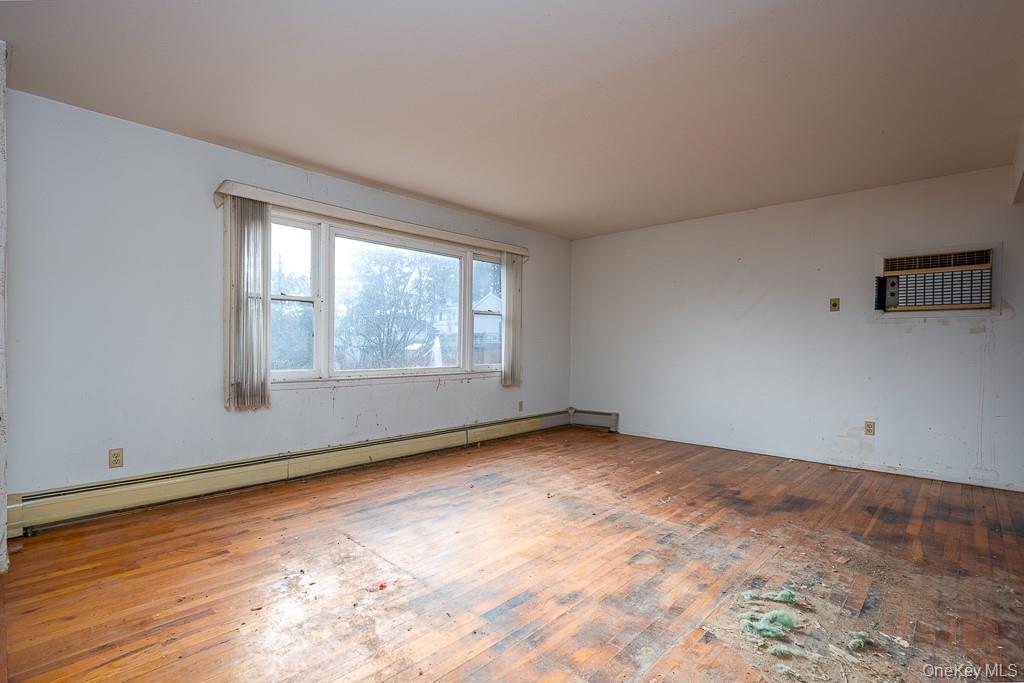 #5 photo, 2 Deborah Lane, Valley Cottage , NY 10989