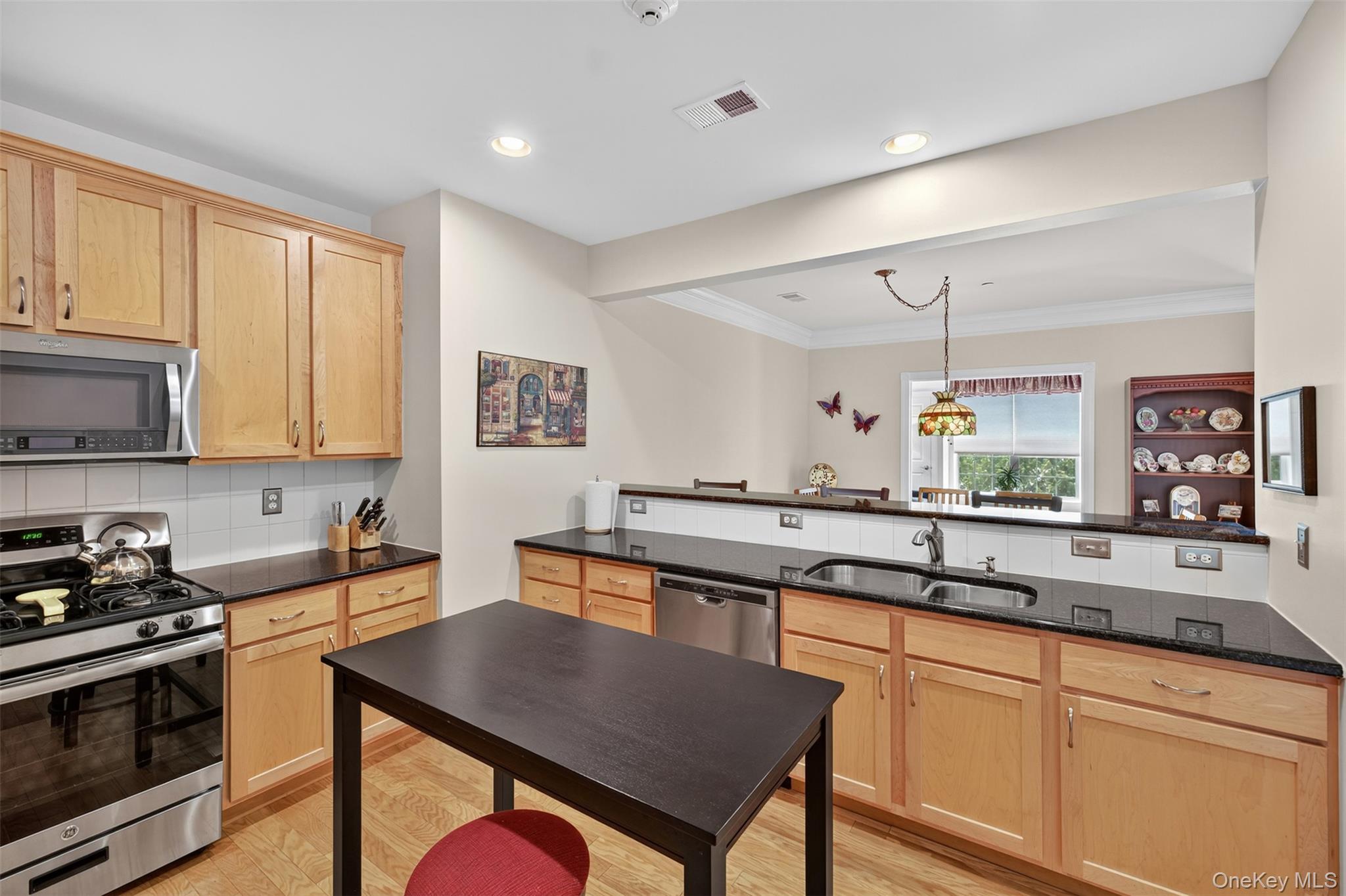 #8 photo, 736 Regency Drive, Fishkill , NY 12524