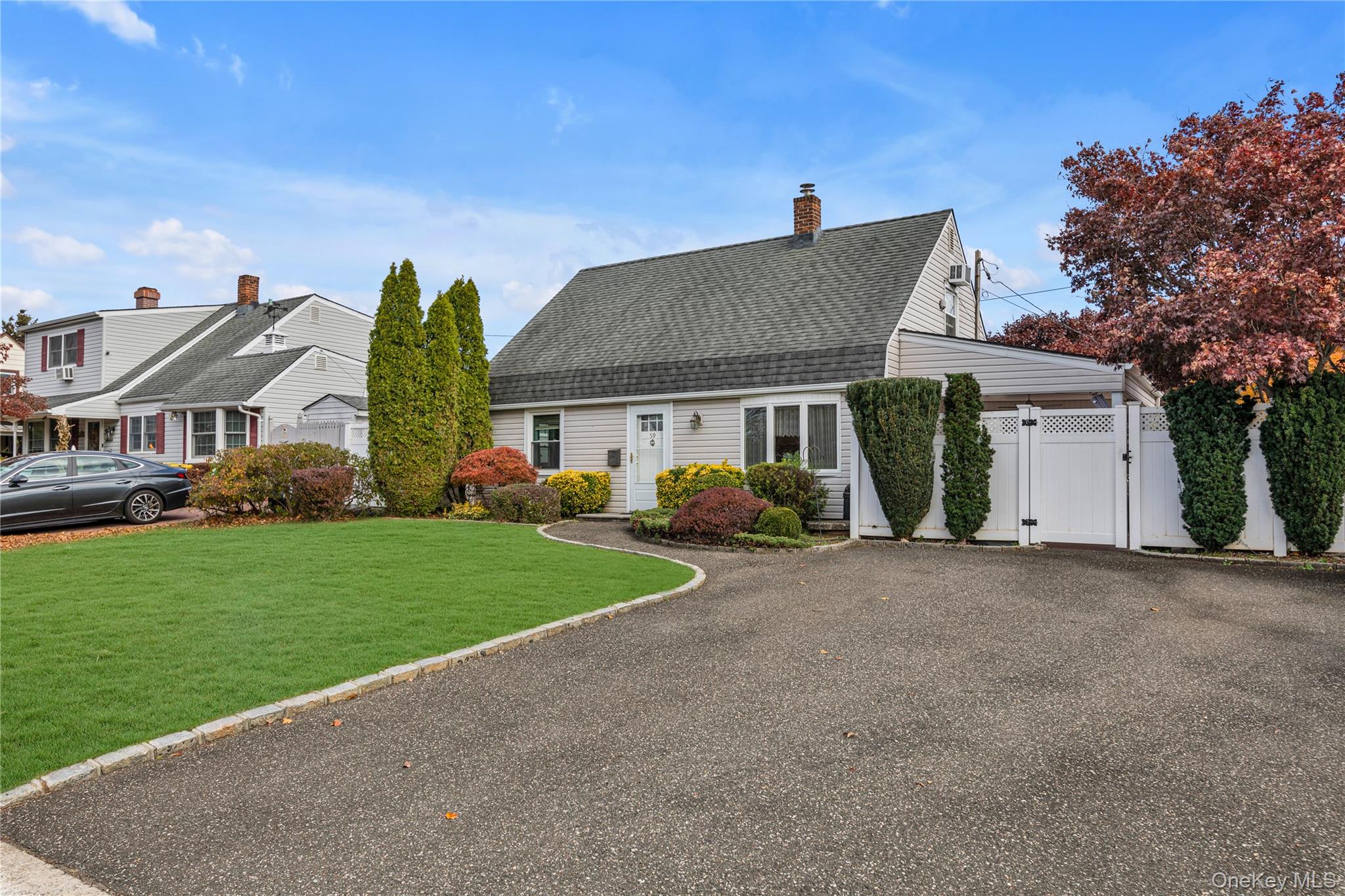 #17 photo, 59 Gun Lane, Levittown , NY 11756