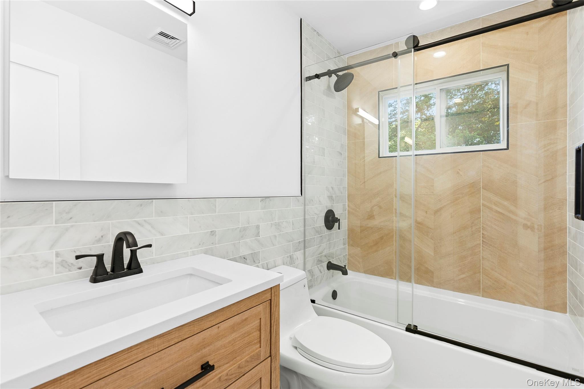 #13 photo, 13 Shore Road, Hampton Bays , NY 11946