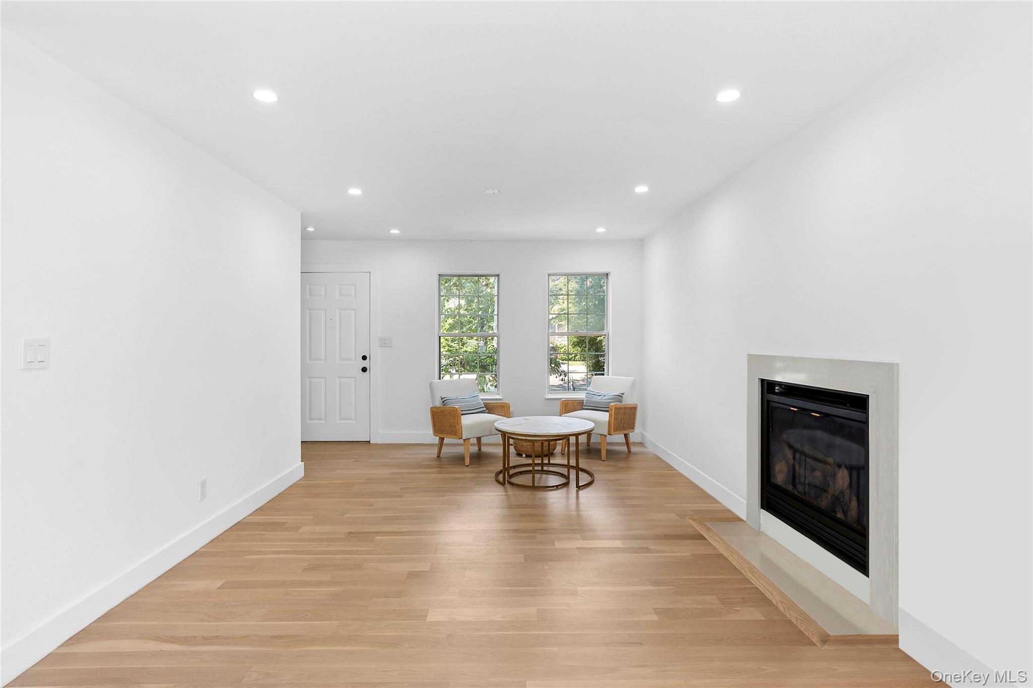 #7 photo, 13 Shore Road, Hampton Bays , NY 11946