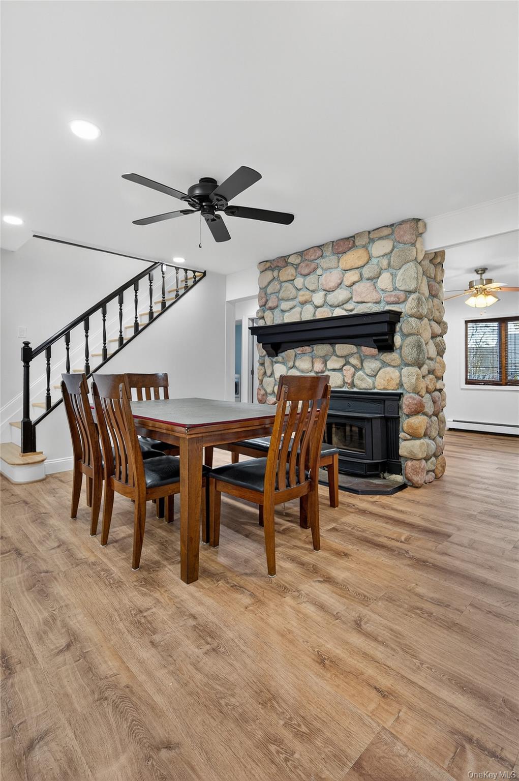 #15 photo, 7 Lowland Road, ナッソー郡 Levittown , NY 11756