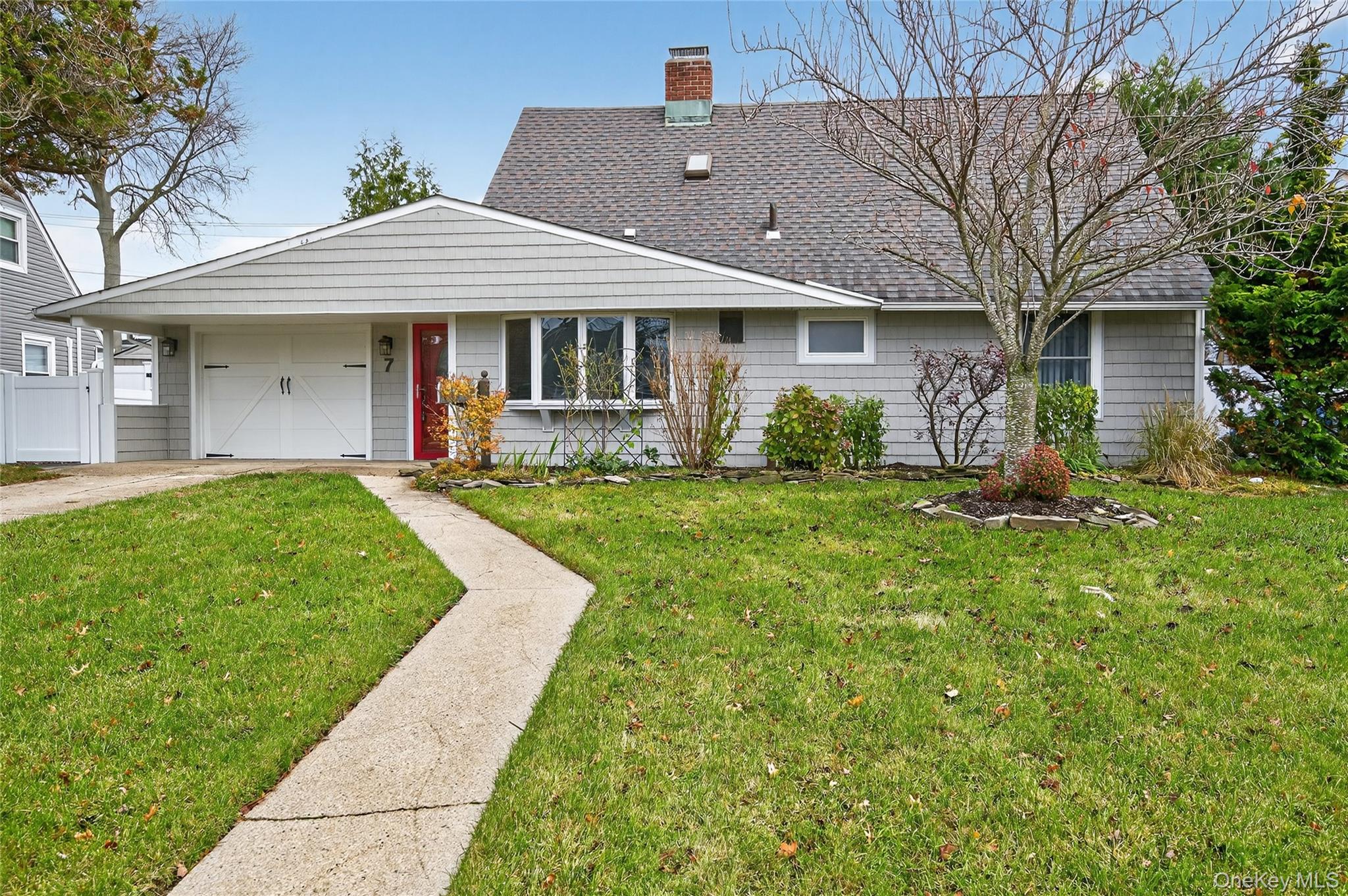 #3 photo, 7 Lowland Road, ナッソー郡 Levittown , NY 11756