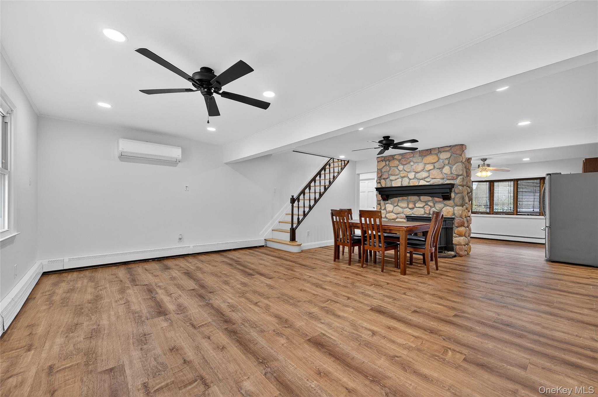 #9 photo, 7 Lowland Road, ナッソー郡 Levittown , NY 11756