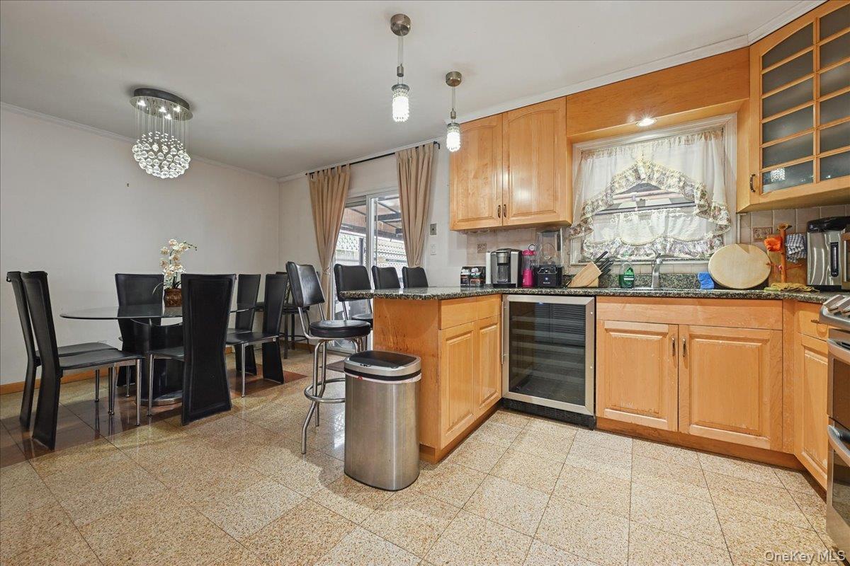 #11 photo, 6239 Douglaston Parkway, Douglaston , NY 11362