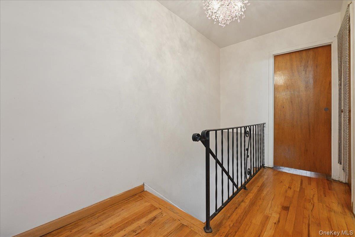 #14 photo, 6239 Douglaston Parkway, Douglaston , NY 11362