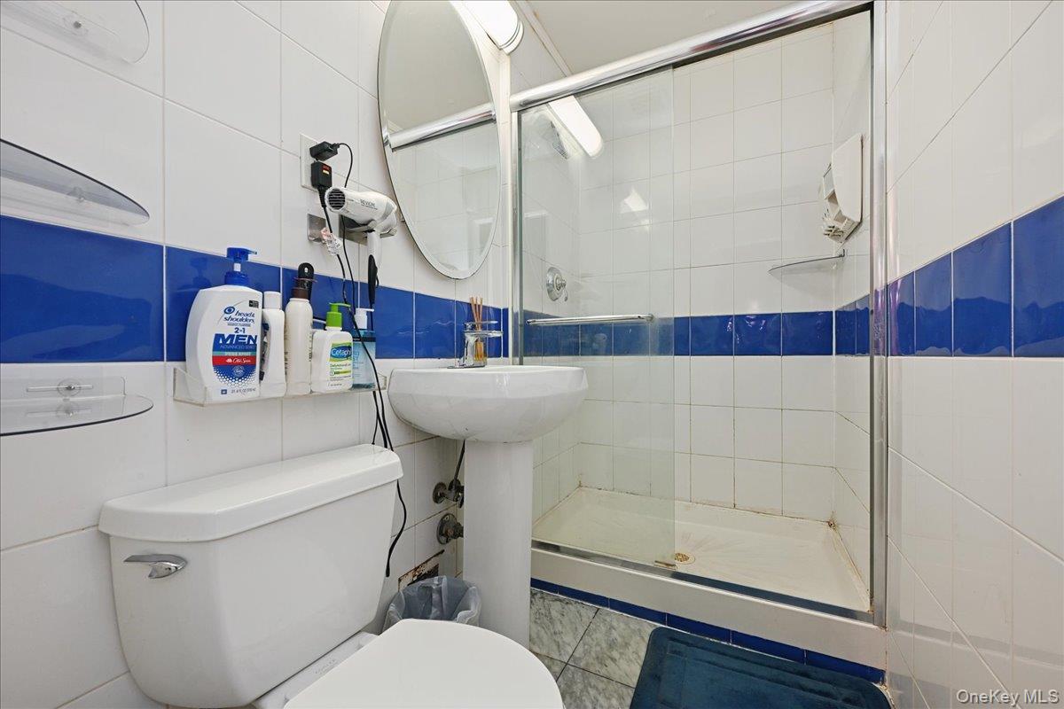 #16 photo, 6239 Douglaston Parkway, Douglaston , NY 11362