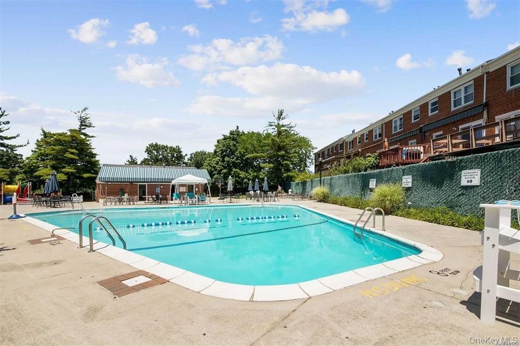 #4 photo, 6239 Douglaston Parkway, Douglaston , NY 11362