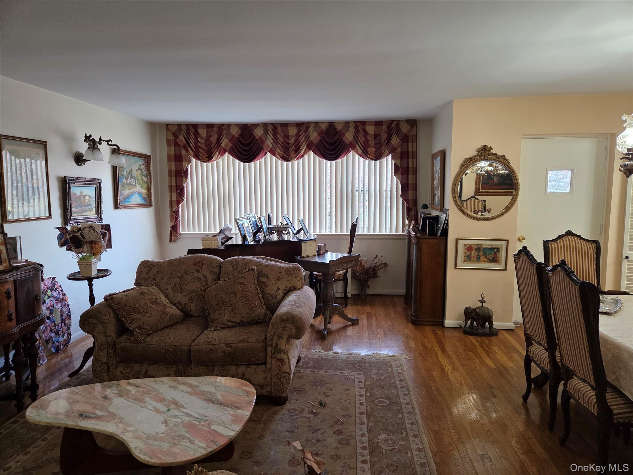 #5 photo, 463 Summit Avenue, Cedarhurst , NY 11516