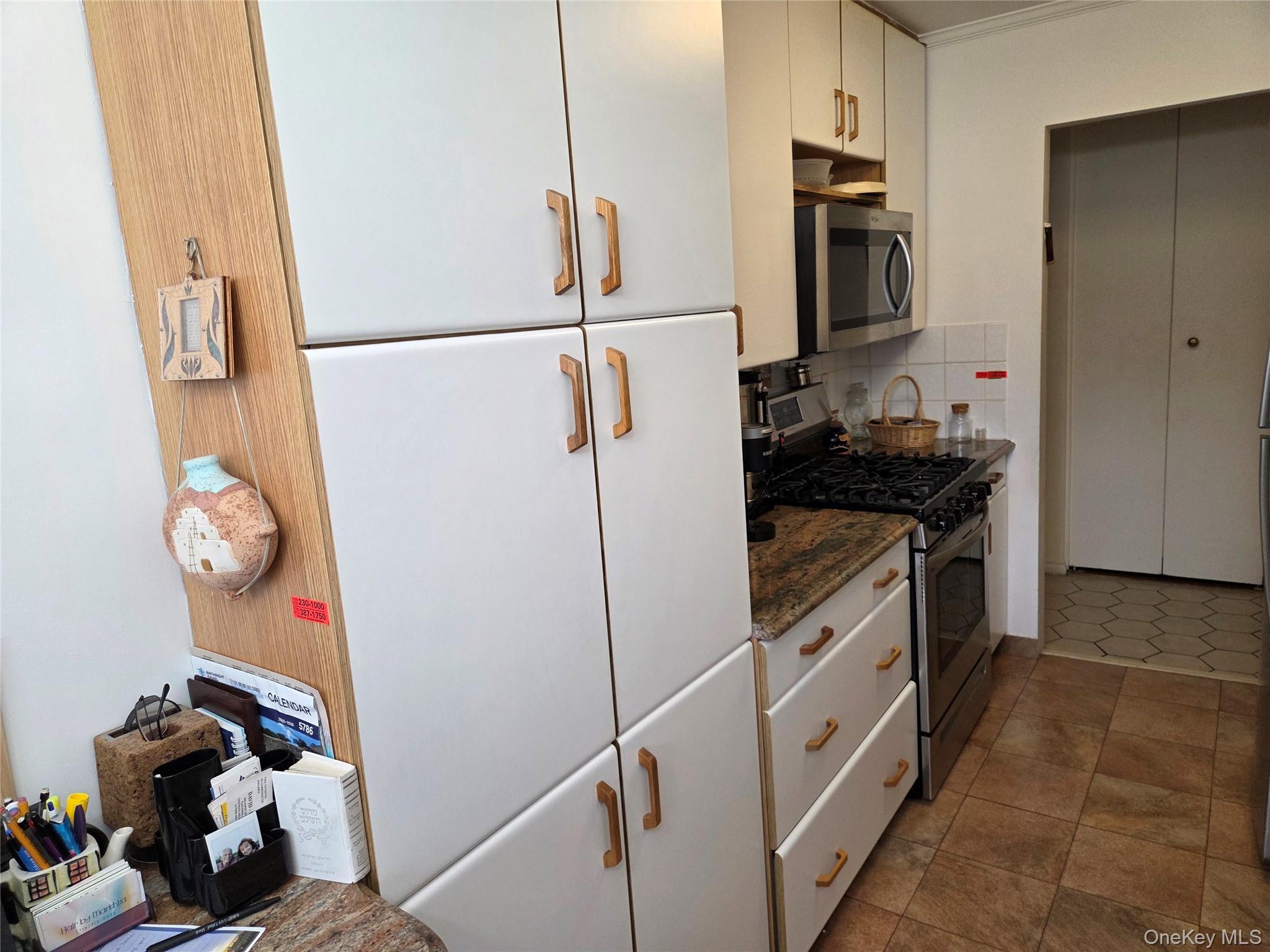 #9 photo, 463 Summit Avenue, Cedarhurst , NY 11516