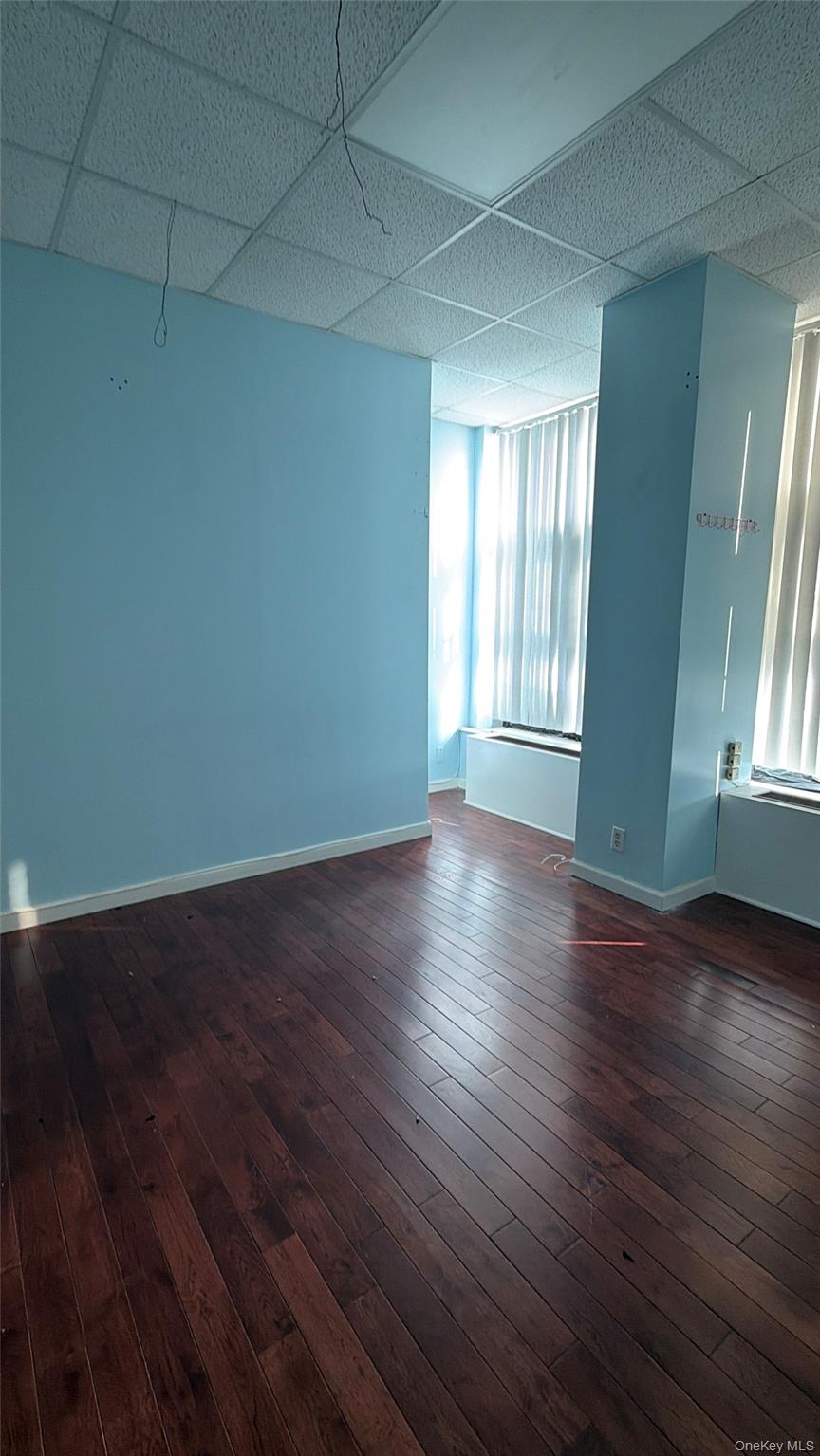 #5 photo, 135-11 40th Road, Flushing , NY 11354