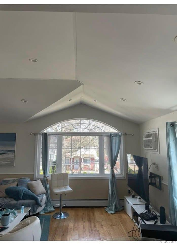 #3 photo, 120-36 199 Street, Saint Albans , NY 11412