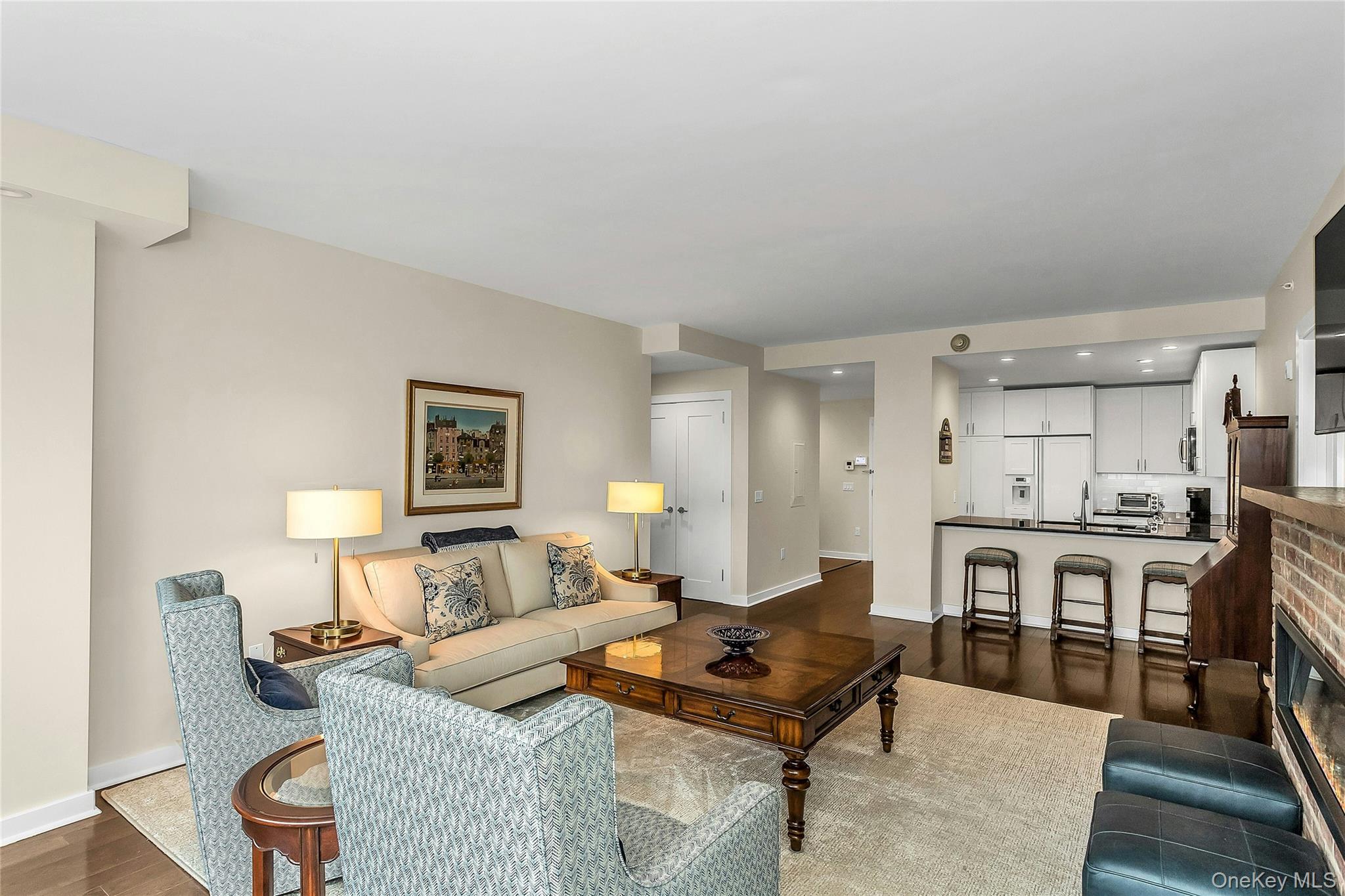 #4 photo, 433 Main Street, Port Washington , NY 11050