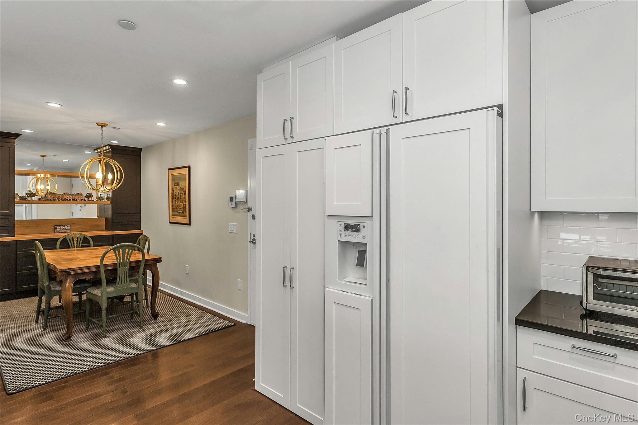 #9 photo, 433 Main Street, Port Washington , NY 11050