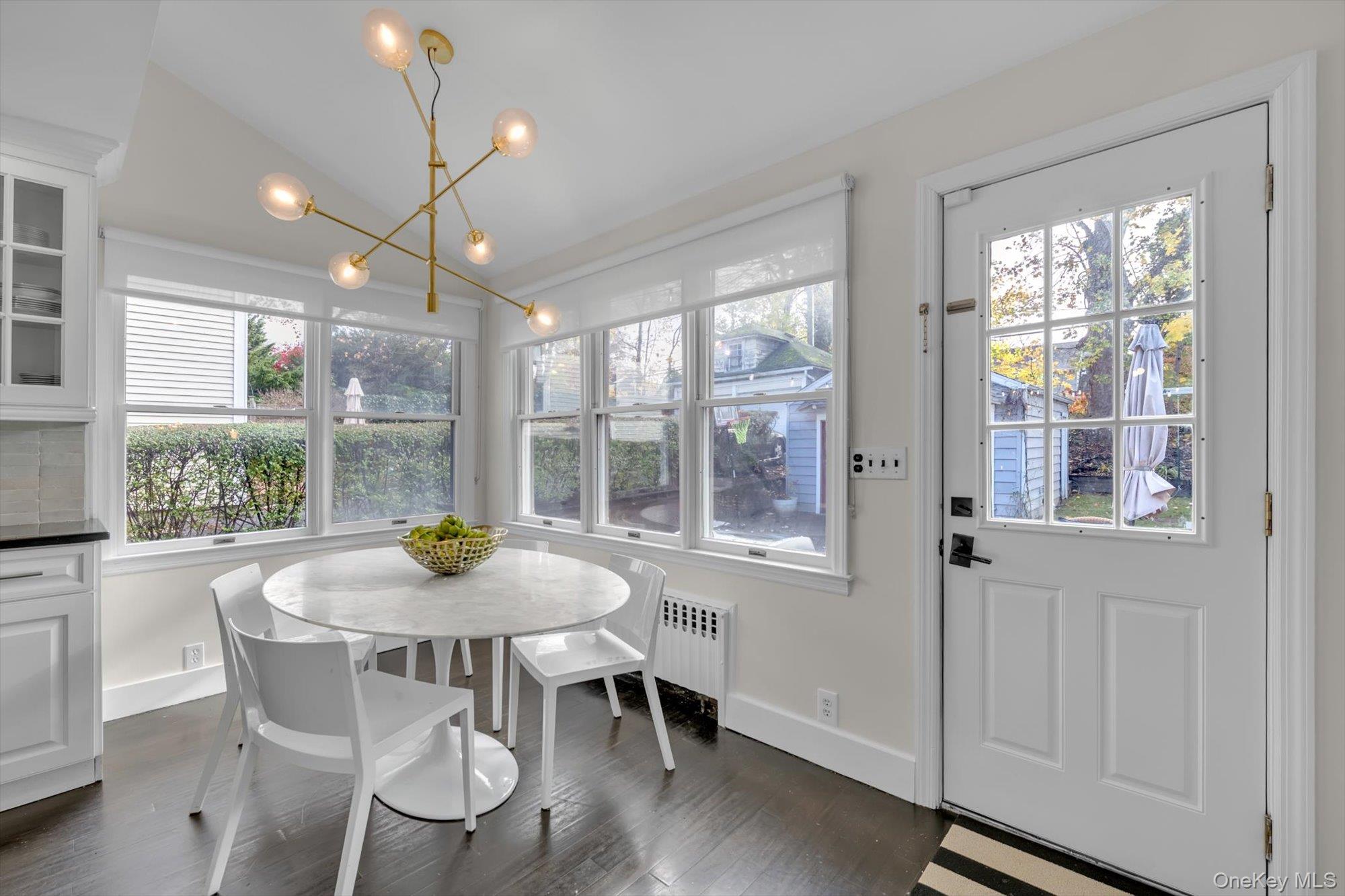 #11 photo, 8 Fairview Avenue, Port Washington , NY 11050