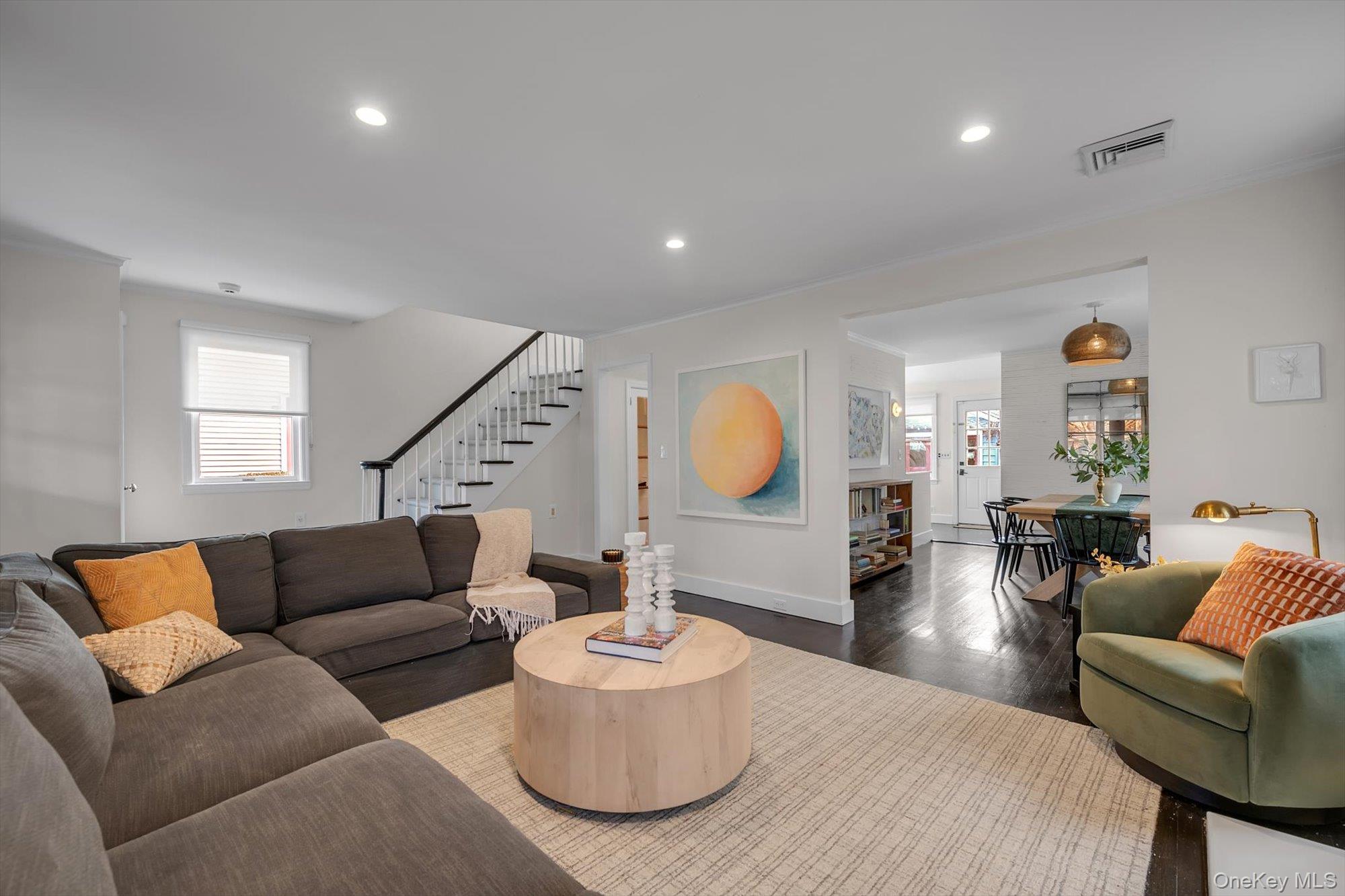 #7 photo, 8 Fairview Avenue, Port Washington , NY 11050