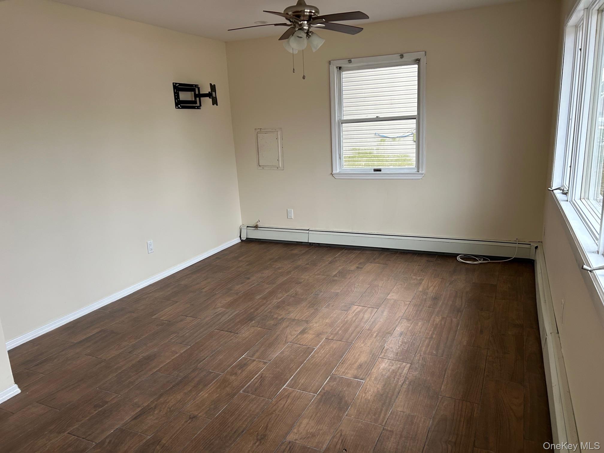 #4 photo, 1429 Deer Park Avenue, North Babylon , NY 11703