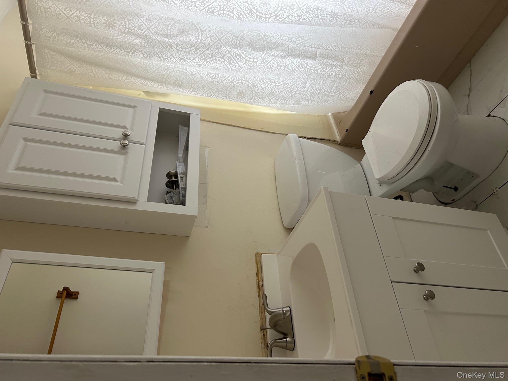 #9 photo, 1429 Deer Park Avenue, North Babylon , NY 11703