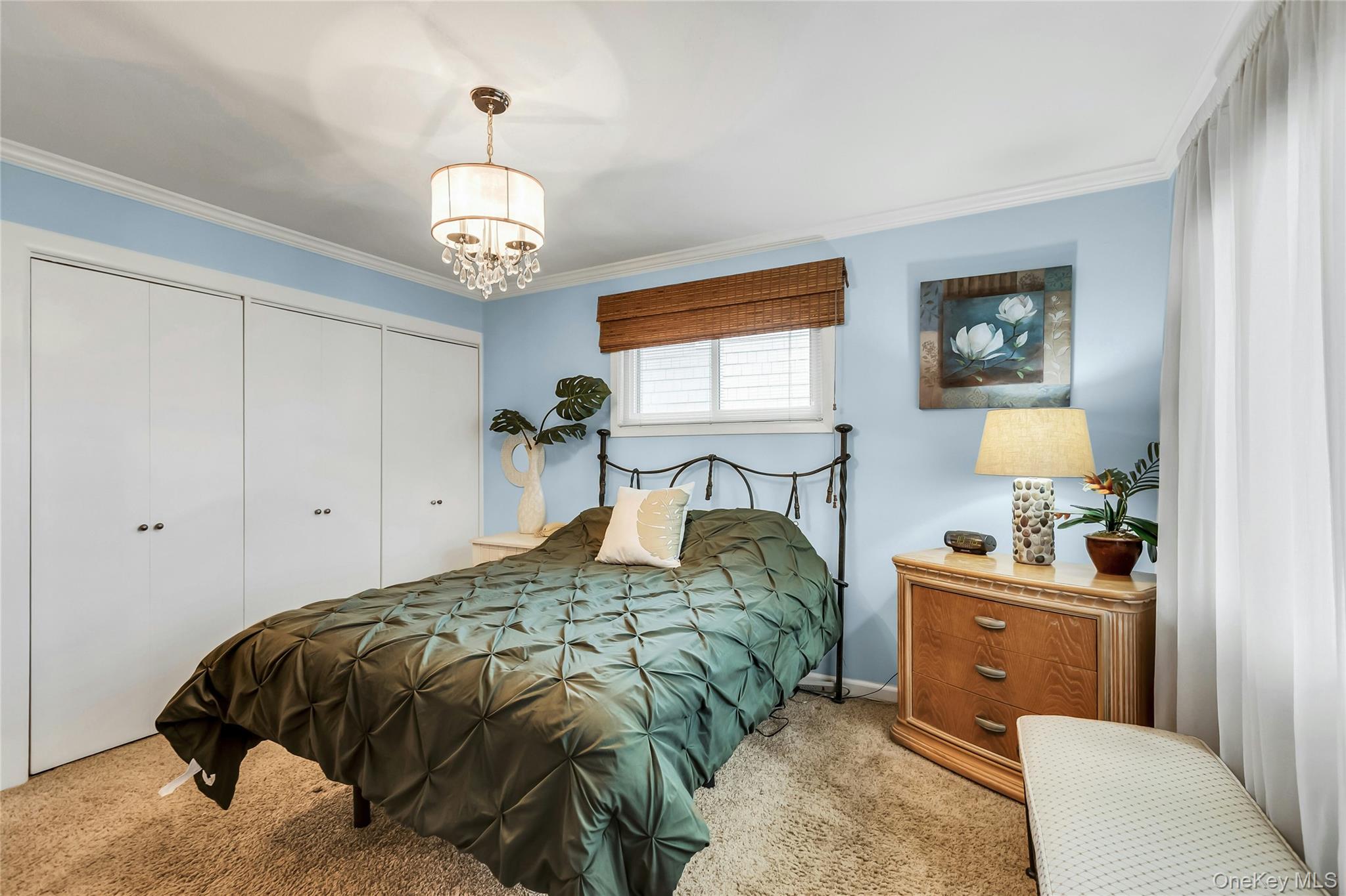 #14 photo, 27 Abbey Lane, Plainview , NY 11803